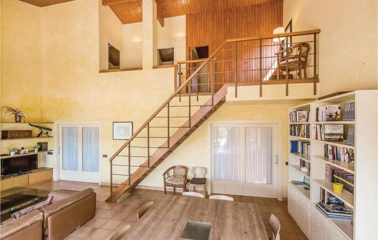 Holiday home Casa Oliver Capmany